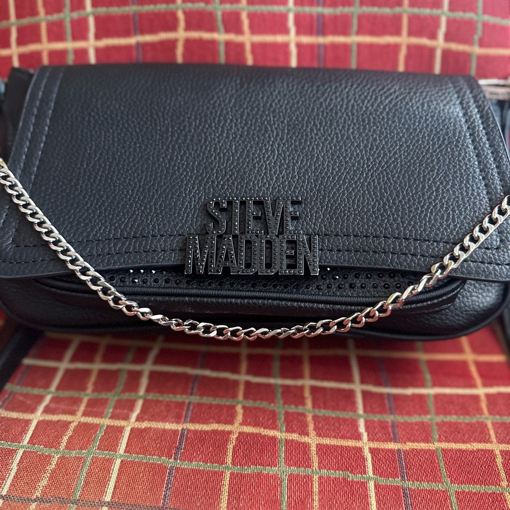 Steve Madden Black Crossbody Bag with Silver Chain
